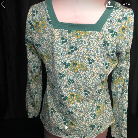 Green floral lucky long sleeve - Picture 2 of 3